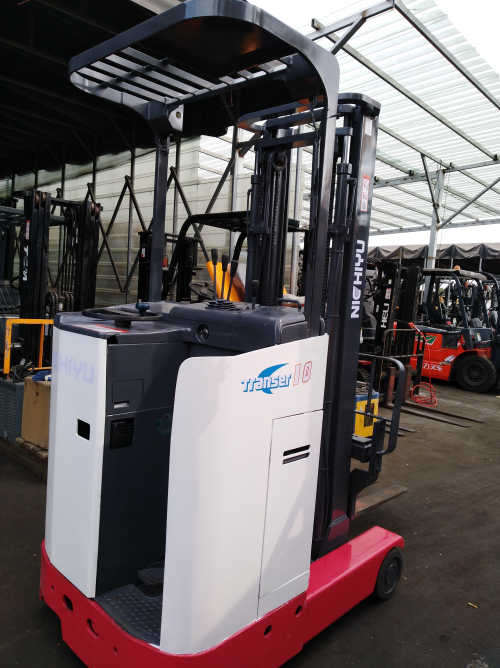 進(jìn)口電動(dòng)叉車(chē)